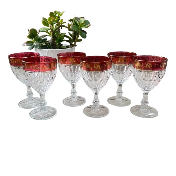 6  Pressed Glass Thumbprint Cordial Glasses Cranberry Band Gold Design - Picture 3 of 15